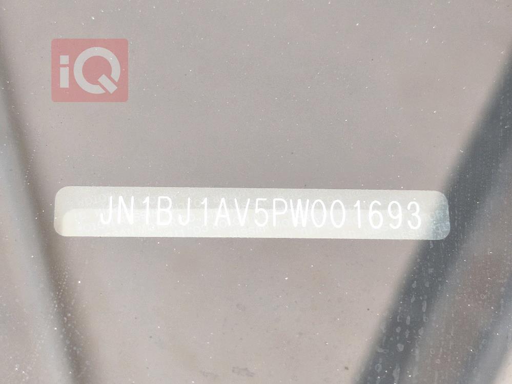 نيسان قاشقاي